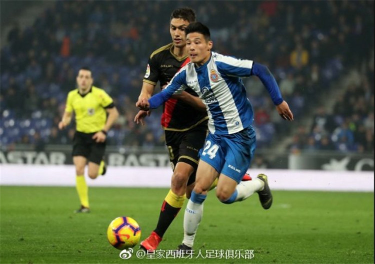  替补选手临危受命，临场发挥惊艳众人  