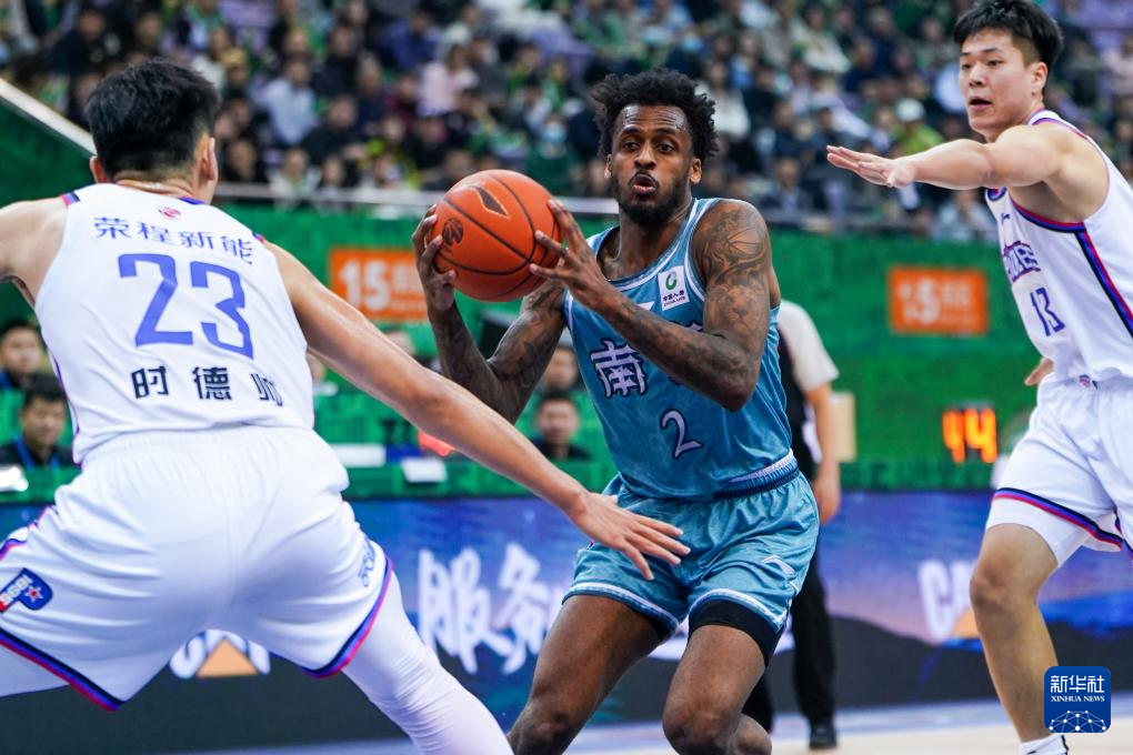  天津先行者三分命中率超四成轻取青岛