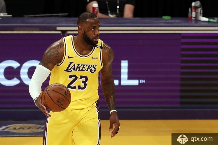 杜兰特关键球定乾坤,太阳险胜雄鹿队 杜兰特关键球定乾坤,太阳险胜雄鹿队